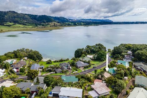 Photo of property in 10 Moana Drive, Tanners Point, Katikati, 3177