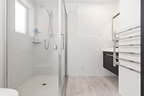 Photo of property in 1 Woodstock Road, Fairfield, Hamilton, 3214