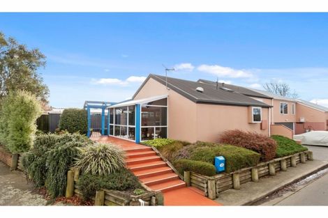 Photo of property in 132b Warren Crescent, Hillmorton, Christchurch, 8025