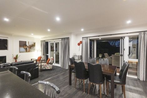 Photo of property in 14 Doncaster Court, Awapuni, Palmerston North, 4412