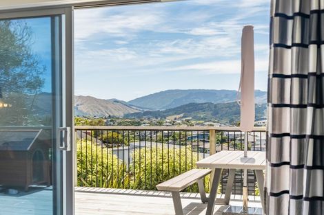 Photo of property in 4 Semaphore Lane, Whitby, Porirua, 5024