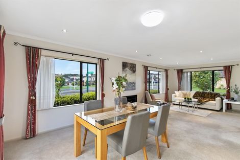 Photo of property in 1 Clomell Drive, Flat Bush, Auckland, 2019