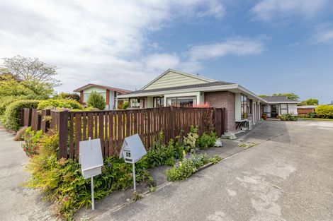 Photo of property in 5a Rolfe Place, Bishopdale, Christchurch, 8053