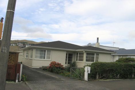 Photo of property in 132 Main Road, Tawa, Wellington, 5028