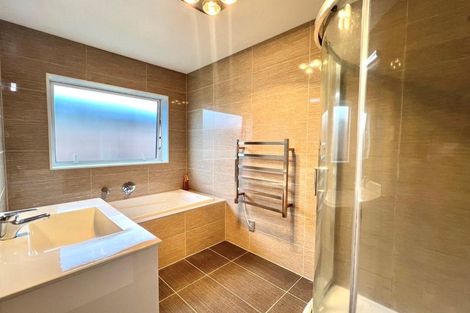 Photo of property in 15 Yatterina Avenue, Takanini, 2112