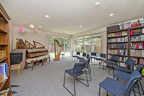 Photo of property in 6 Rosefield Lane, Northcote, Christchurch, 8052