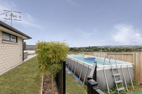 Photo of property in 8 Oyster Place, Omokoroa, 3114