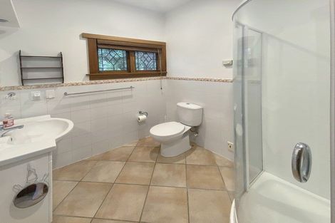 Photo of property in 4 Thorrington Road, Cashmere, Christchurch, 8022