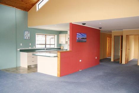 Photo of property in 117 Everitt Crescent, Whangamata, 3620