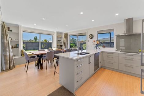 Photo of property in 25 Wanderers Avenue, Brightwater, 7022