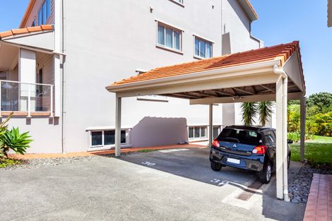 Photo of property in 340 Gulf Harbour Drive, Gulf Harbour, Whangaparaoa, 0930