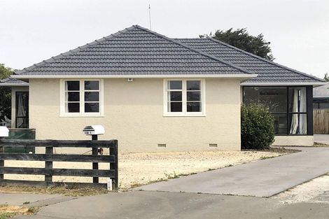 Photo of property in 15 Kaplan Avenue, Islington, Christchurch, 8042