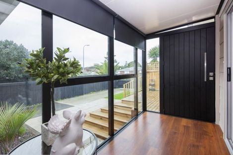 Photo of property in 29 Casuarina Road, Half Moon Bay, Auckland, 2012