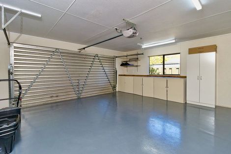 Photo of property in 24 Hunters Hill, Havelock North, 4130