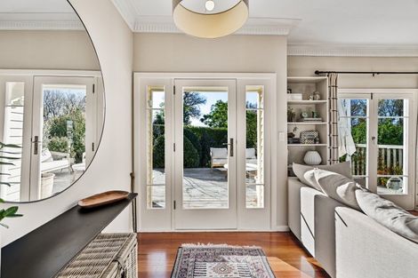 Photo of property in 113a Chaucer Road, Hospital Hill, Napier, 4110