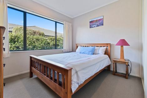 Photo of property in 43 Turnberry Drive, Wattle Downs, Auckland, 2103