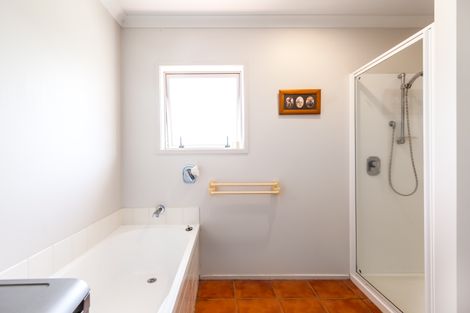 Photo of property in 340 Gulf Harbour Drive, Gulf Harbour, Whangaparaoa, 0930