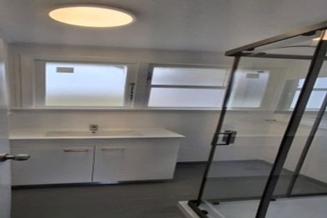 Photo of property in 10 Rangiora Crescent, Wairakei, Taupo, 3332