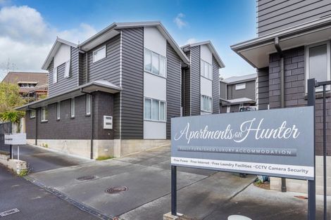 Photo of property in 4/30 Hunter Street, Hamilton Lake, Hamilton, 3204