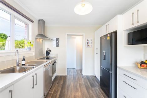 Photo of property in 50 Fovant Street, Russley, Christchurch, 8042