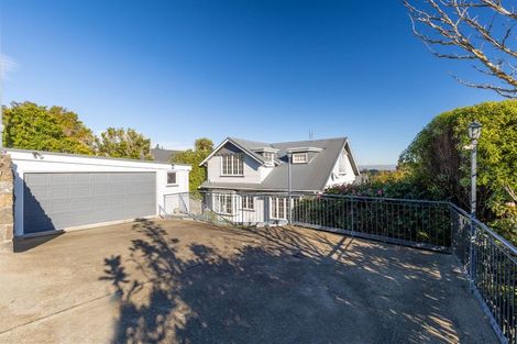 Photo of property in 104 Dyers Pass Road, Cashmere, Christchurch, 8022