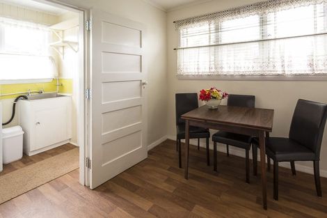 Photo of property in 5 Christian Street, Bryndwr, Christchurch, 8053