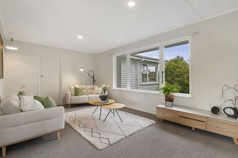 Photo of property in 118 Riverhead Road, Kumeu, 0892