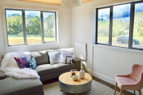 Photo of property in 5 Waihurihia Street, Otaki, 5512