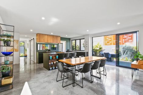 Photo of property in 58b Buller Street, New Plymouth, 4312