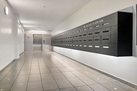 Photo of property in City Lodge, 202/115 Vivian Street, Te Aro, Wellington, 6011