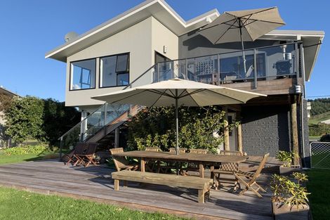 Photo of property in 68 Harper Road, Waimarama, Havelock North, 4294