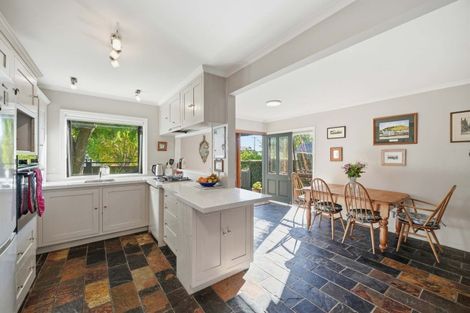 Photo of property in 2/32 Albert Road, Devonport, Auckland, 0624