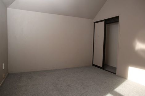 Photo of property in 3/19 Grove Road, Addington, Christchurch, 8024