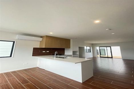 Photo of property in 32 Survila Street, Papakura, 2110