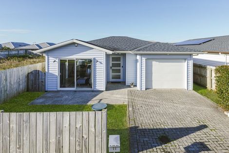 Photo of property in 11 Hemopo Street, Pukekohe, 2120