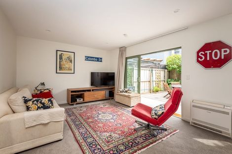 Photo of property in 533b Barbadoes Street, Edgeware, Christchurch, 8013