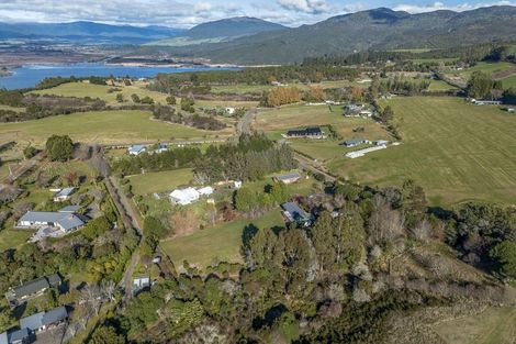 Photo of property in 31 Parerohi Grove, Kuratau, Turangi, 3381