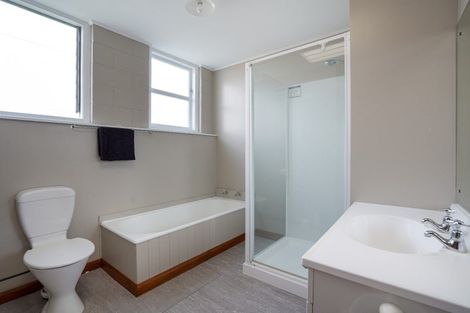 Photo of property in 704 Pioneer Highway, Takaro, Palmerston North, 4412