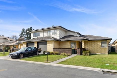 Photo of property in 51/64 Kawaha Point Road, Kawaha Point, Rotorua, 3010