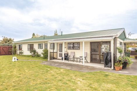 Photo of property in 2 Ash Place, Aramoho, Whanganui, 4500