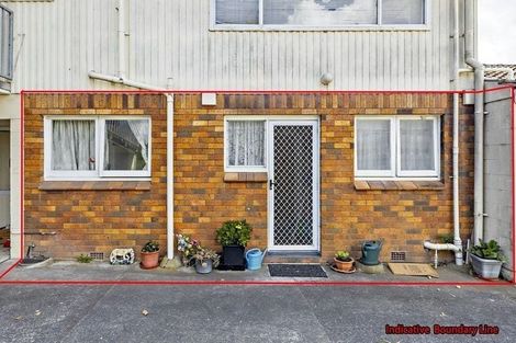 Photo of property in 4/100 Coronation Road, Papatoetoe, Auckland, 2025