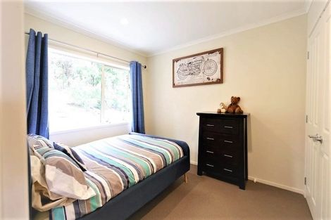 Photo of property in 35 Bayview Park Lane, Orewa, 0931