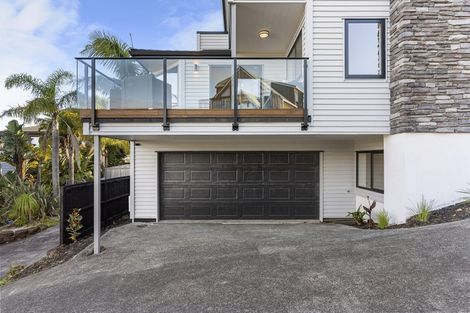 Photo of property in 1/47 Deep Creek Road, Waiake, Auckland, 0630