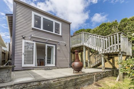 Photo of property in 42a Rhine Street, Island Bay, Wellington, 6023