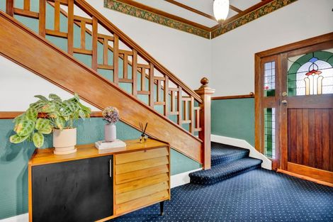 Photo of property in 68 Collins Street, Hawera, 4610