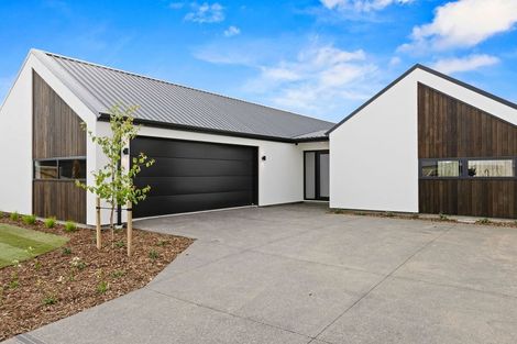 Photo of property in 12 Alex Place, Rolleston, 7614