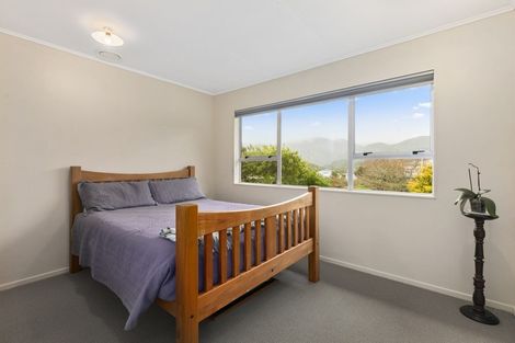 Photo of property in 1 Vista Grove, Kelson, Lower Hutt, 5010