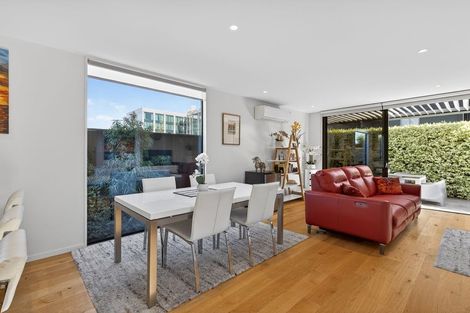 Photo of property in 3/133 Peterborough Street, Christchurch Central, Christchurch, 8013