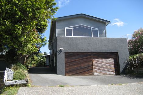 Photo of property in 8 Bluegum Road, Paraparaumu Beach, Paraparaumu, 5032