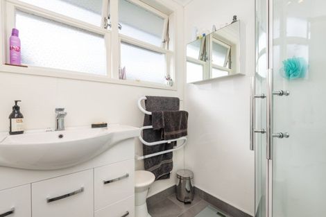 Photo of property in 23 Grey Street, Marton, 4710